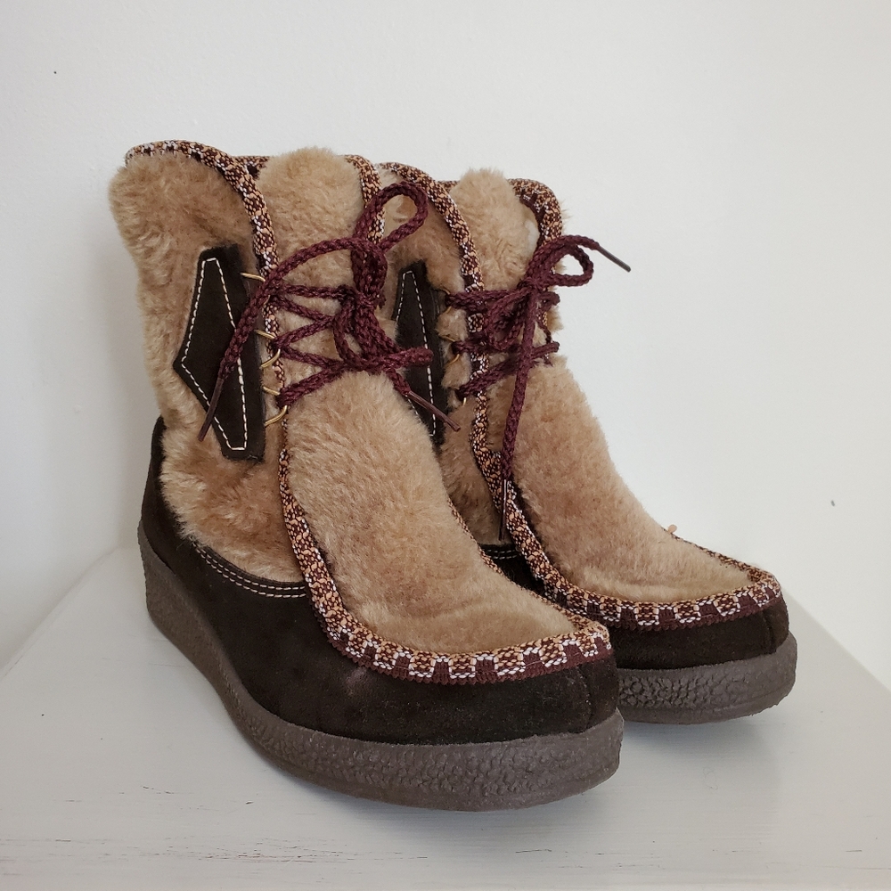 Vintage Snowland Suede Leather Sherpa Lace Up Winter Boots